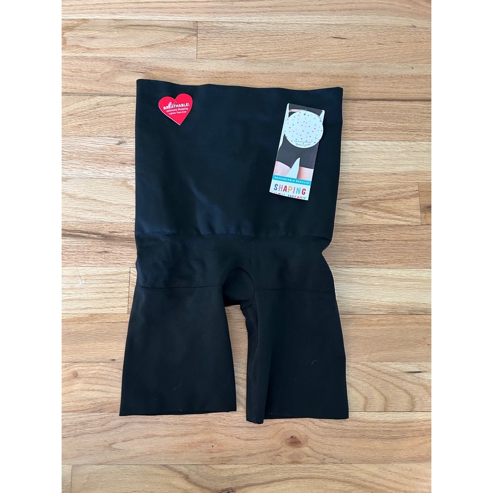 Assets by Spanx Remarkable Results High Waisted Shaping Shorts Black Size Medium